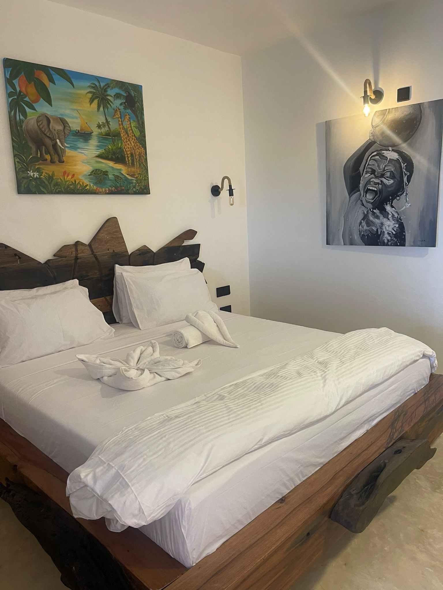 Camera doppia, vista piscina | Una scrivania, Wi-Fi gratuito