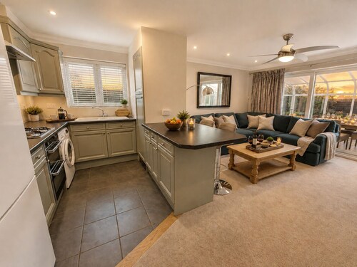 Oyster Retreat | Whitstable | 200m to Beach