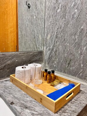 Hair dryer, towels, soap, shampoo - Nazareth Canion Hotel (Buriti dos Montes)