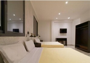 Chambre Quadruple | Wi-Fi gratuit