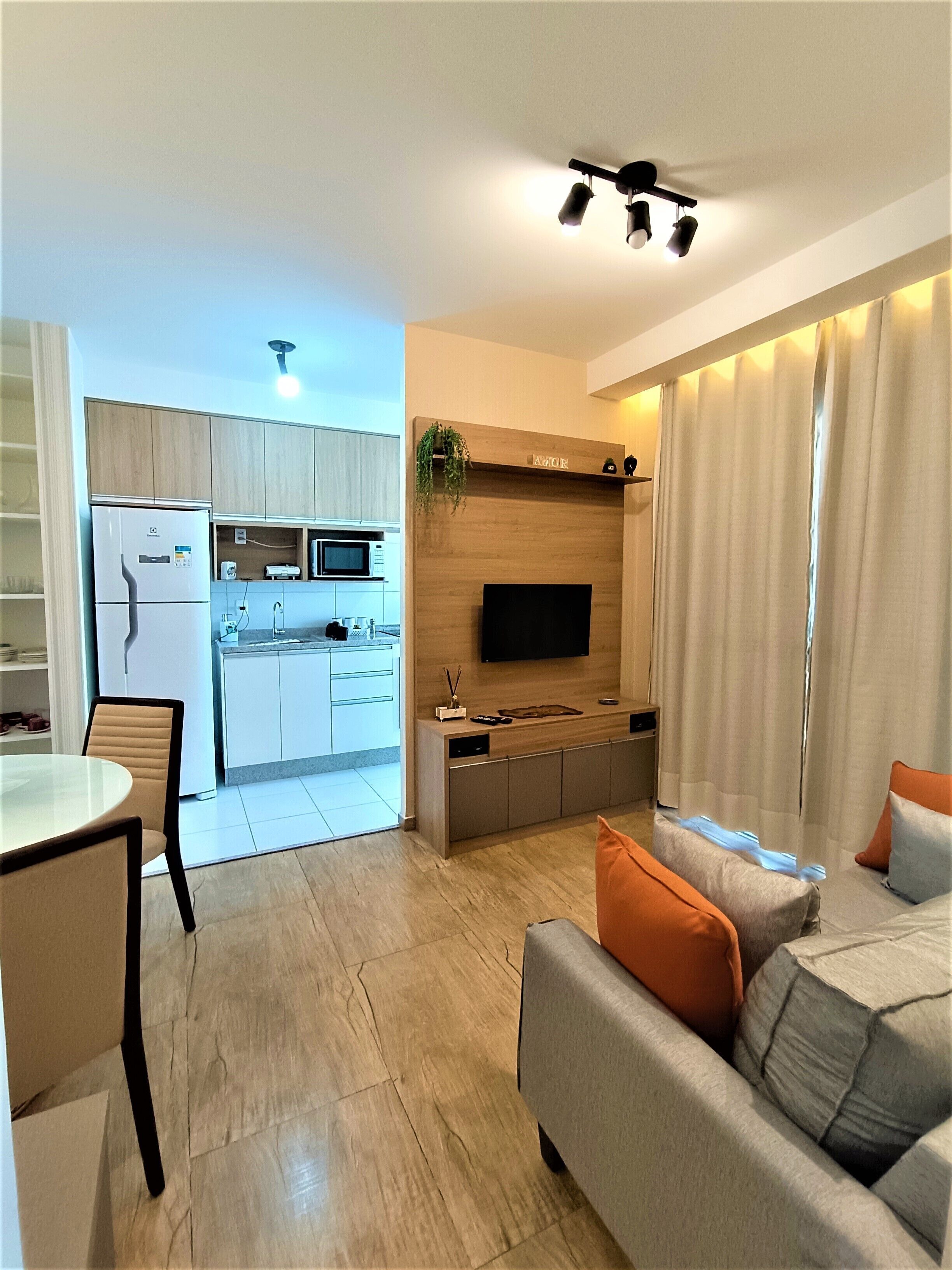 Apartment, Balcony, City View | Living room
