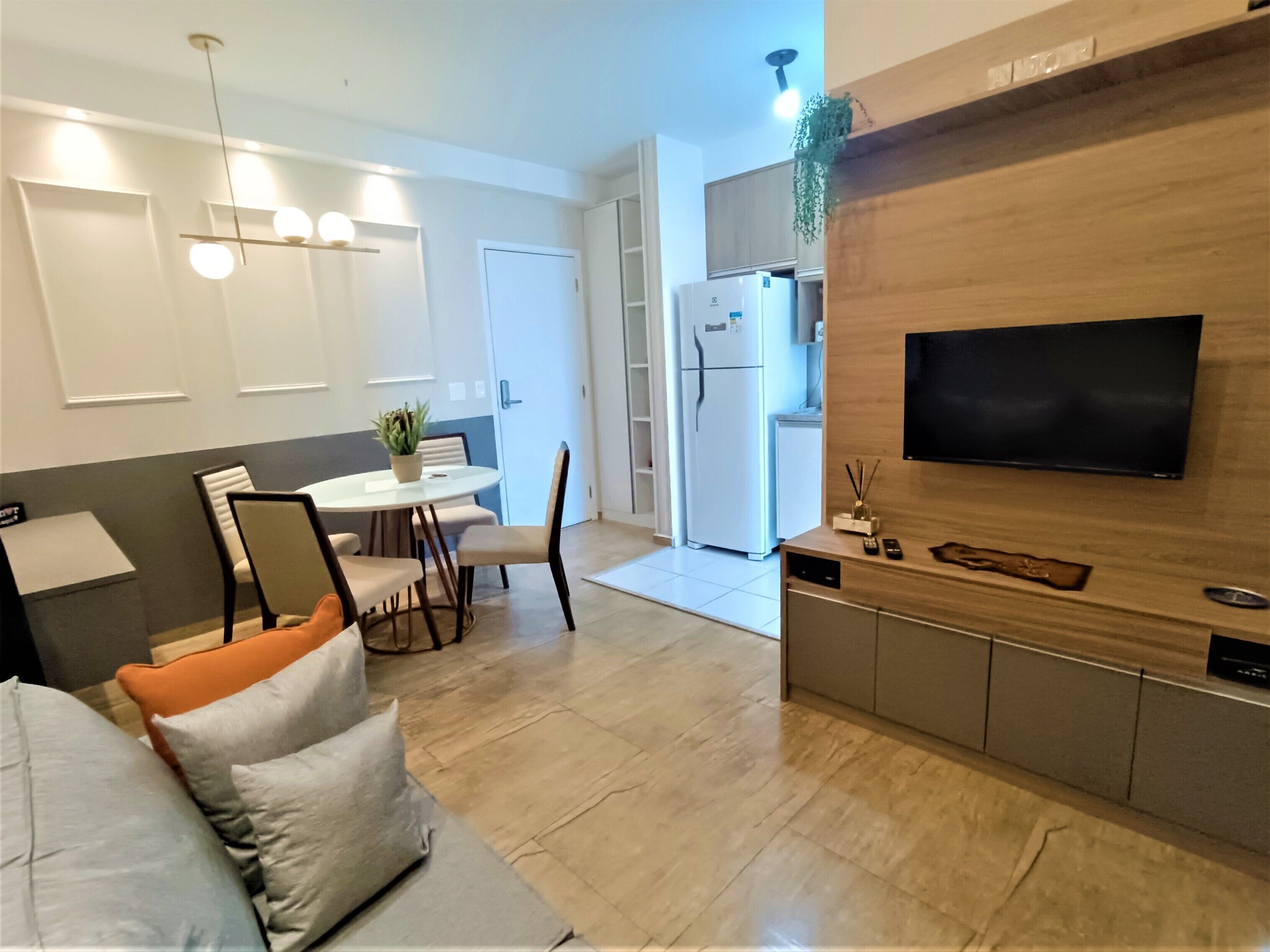 Apartament, balcó, vistes a la ciutat | Sala d'estar