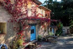 Exterior - A whole house in the mountains. Perfect for hiking and nature lovers (Farena)