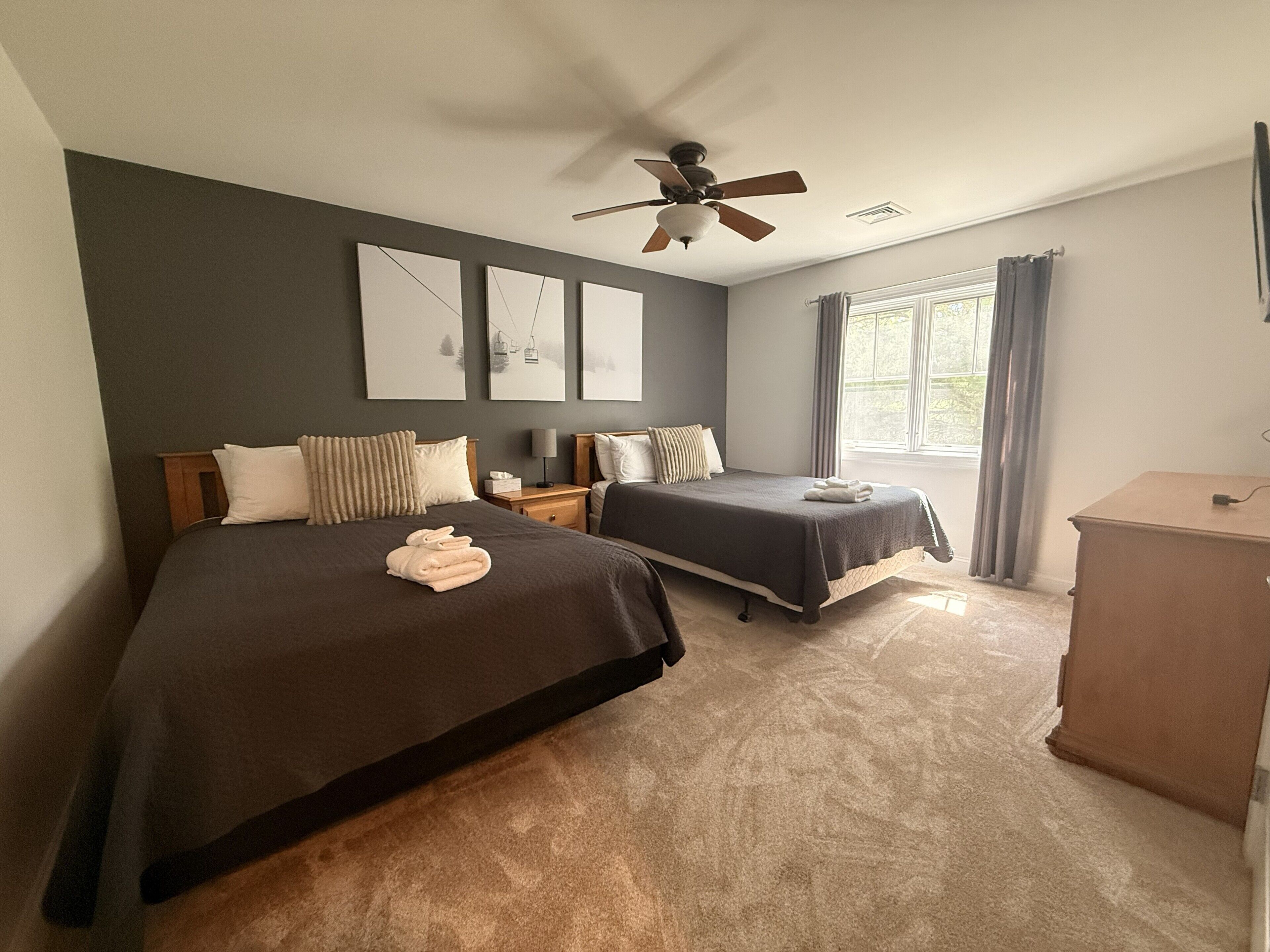 4 bedrooms, WiFi, bed sheets