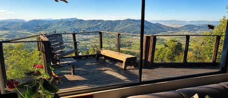 Cabaña, 2 habitaciones, aire acondicionado, vista a la montaña | Interior
