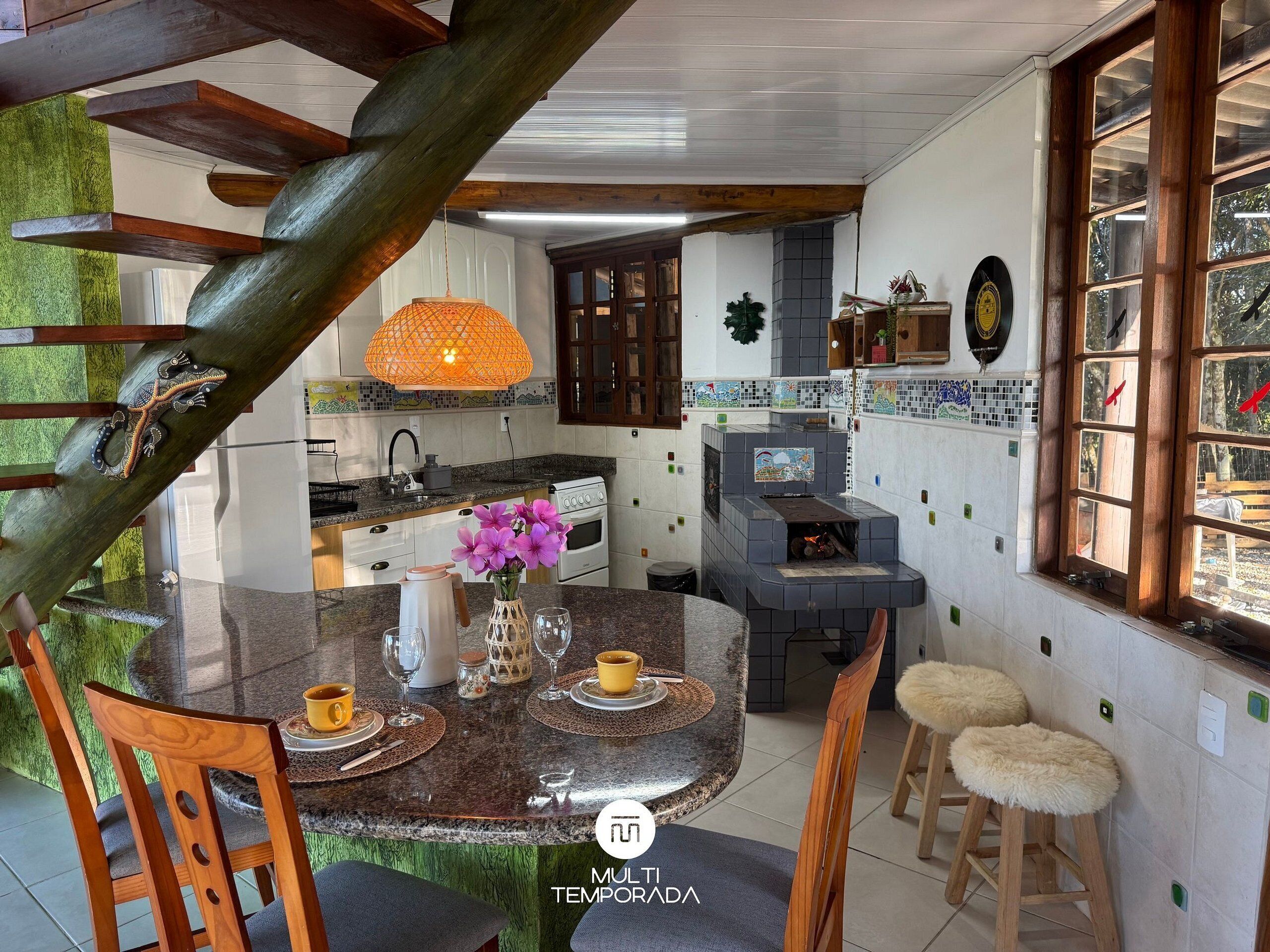 Cabin, 2 Bedrooms, Air conditioning, Mountain View | Private kitchen | Fridge, cookware/dishes/utensils, dining tables, kitchen islands