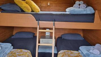 1 bedroom, free WiFi, bed sheets, wheelchair access