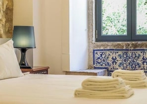 Room - Modern luxury apartment in the city center with amenities: air conditioning and an elevator (Lisboa)