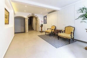 Interior - Elegant designer retreat on Av. da Liberdade (Lisboa)