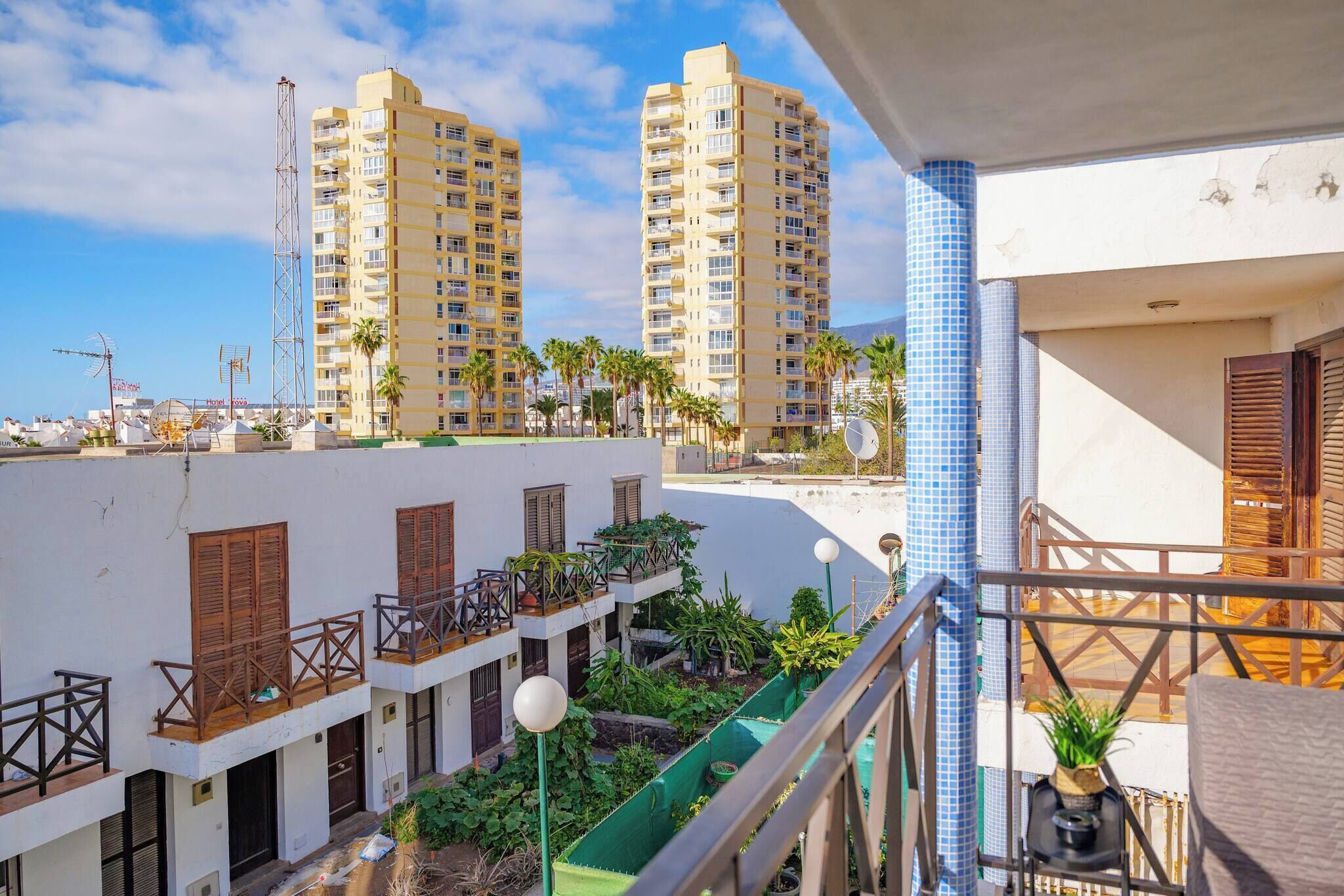 Casa, 2 habitaciones, balcón | Balcón