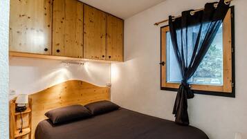 1 habitación, wifi gratis y ropa de cama