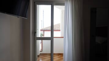 Comfort Double or Twin Room | Interior