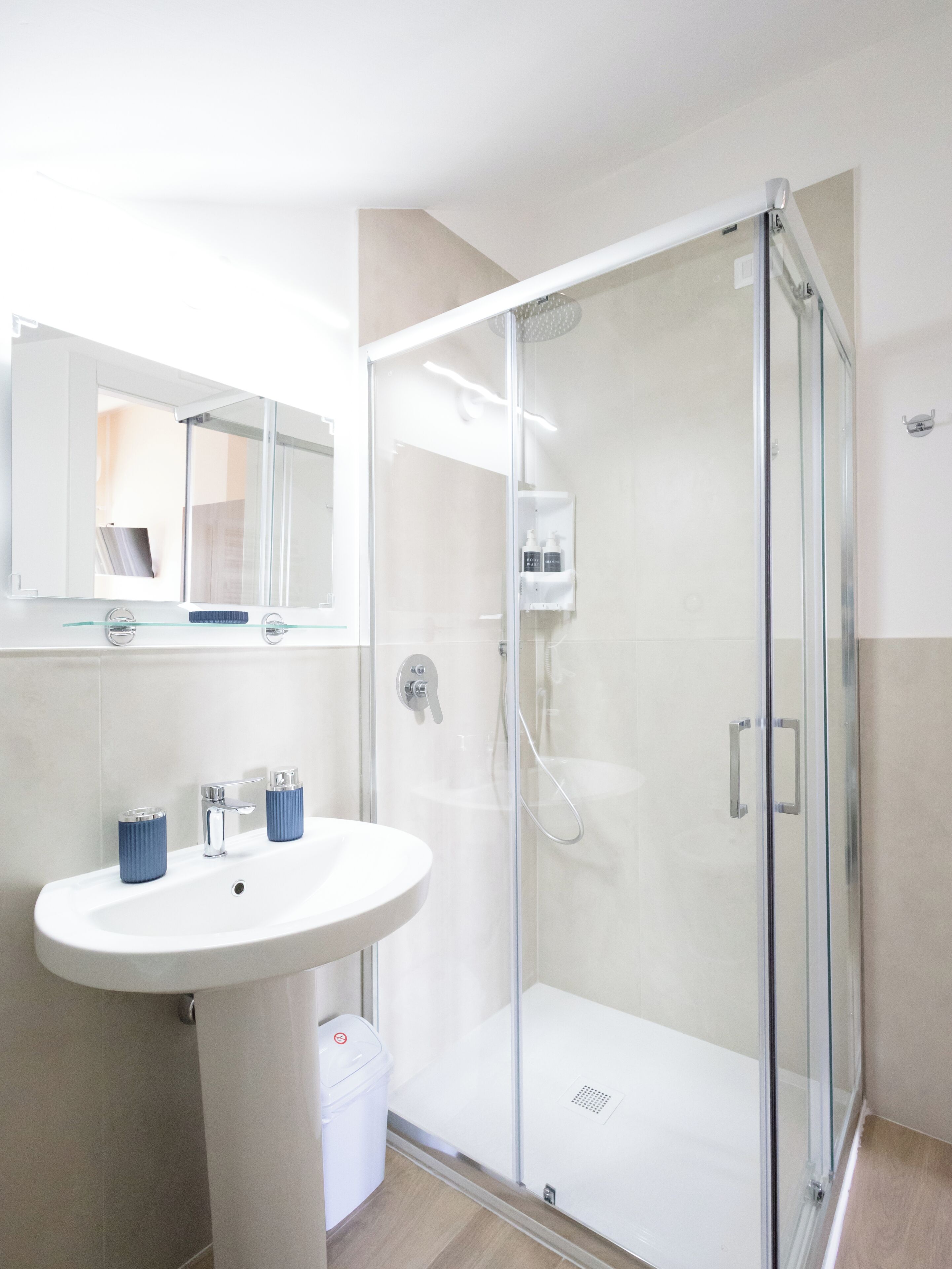 Comfort Double or Twin Room | Bathroom