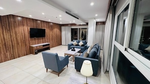 Suite, 2 Schlafzimmer | Wohnbereich