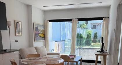 2 Beds Garden Condo in Fort Greene