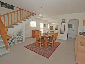 Dining - Villa 'Secreta' with Sea View, Wi-Fi and Air Conditioning (Mijas)