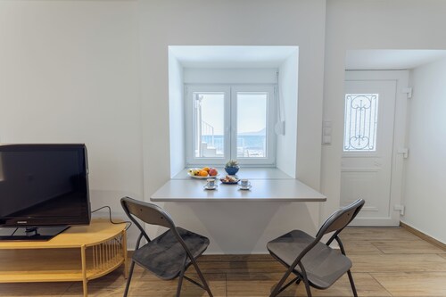     Relax by the Sea in Our Cozy Kymi Home