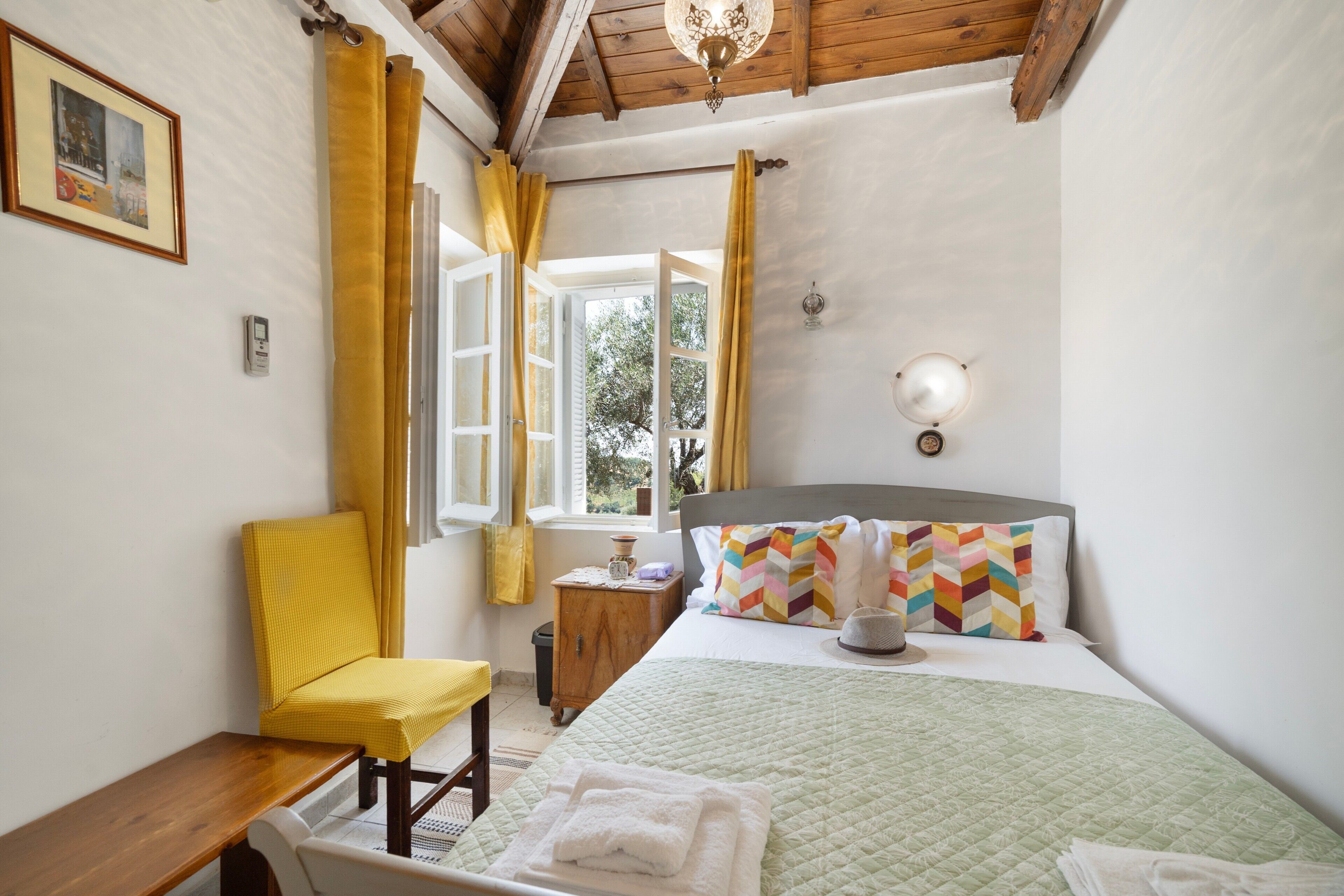 3 chambres, fer et planche à repasser, Wi-Fi, literie fournie
