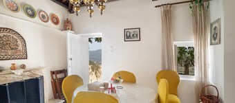 Giannis Mountain House — Mountain Tranquility with View & Private Garden, Near Aigio