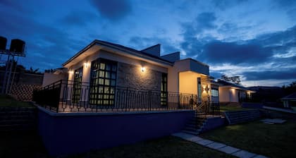 Bella Vista Villas LTD