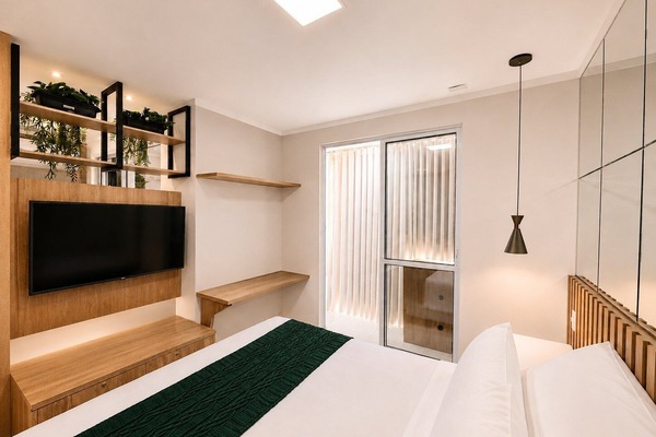 Apartment | Iron/ironing board, WiFi (free), bed sheets