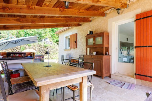Villa « Parvanelles En Cévennes » avec vue montagne, Wi-Fi et climatisation