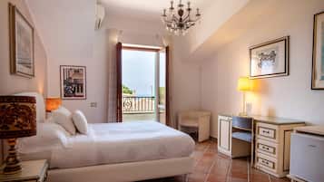 Vierbettzimmer, Mehrere Betten, Balkon, Meerblick