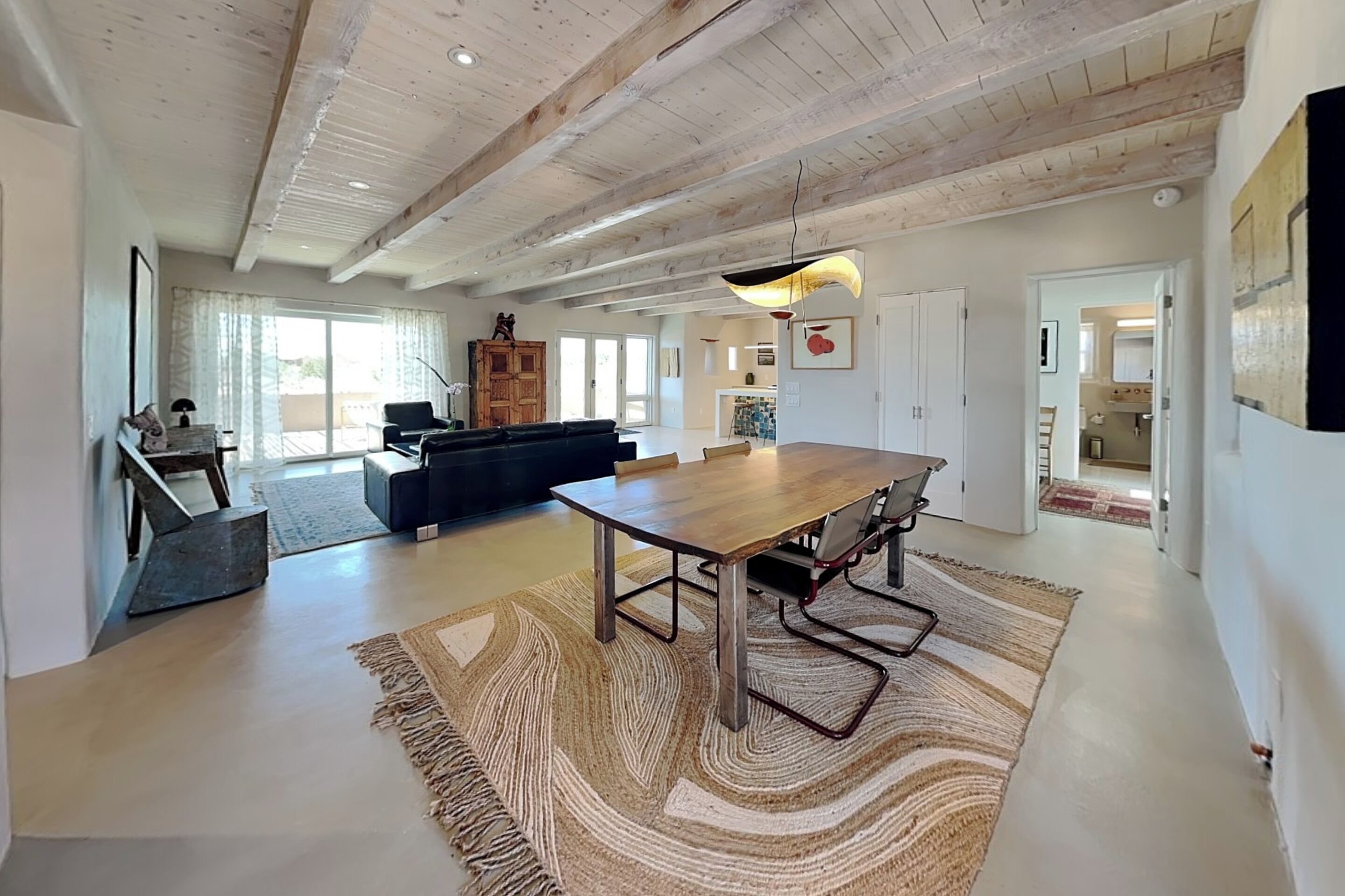 House (2 Bedrooms) | Property amenity