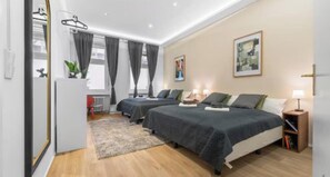 2 bedrooms, desk, iron/ironing board, travel crib - Spacious Family Apartment for Groups in Vibrant Berlin Wedding (Berlin)