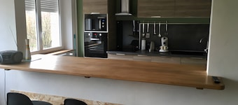 Gîte « Saint Gorgon » con terraza privada y jardín exclusivo