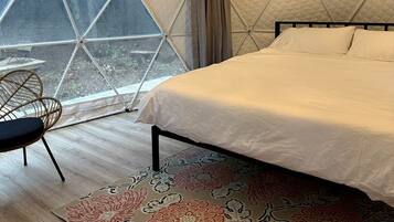 1 quarto, escrivaninha, Wi-Fi, roupa de cama