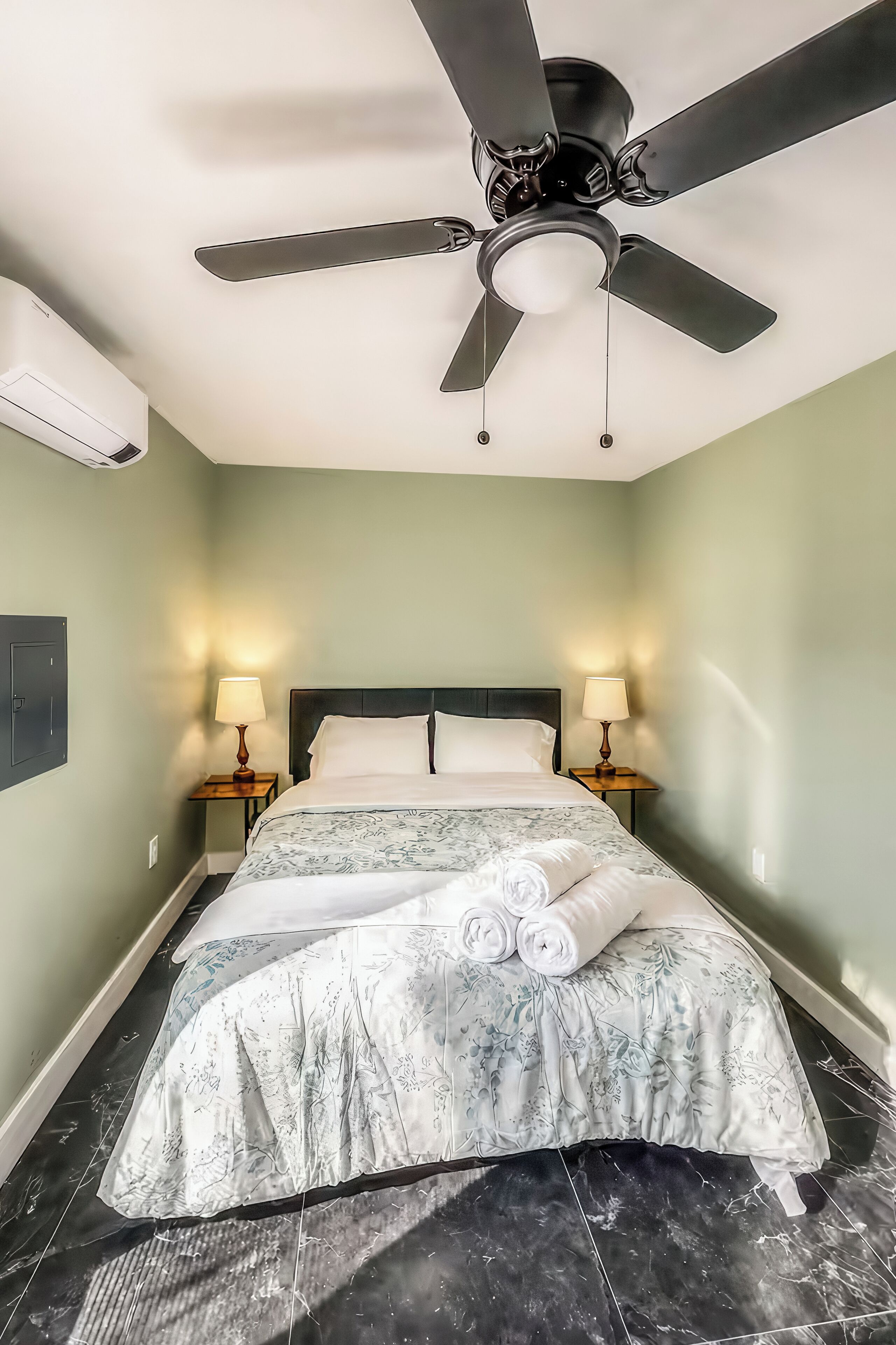 House, Patio, Garden View | Iron/ironing board, free WiFi