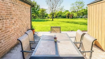 House, Patio, Garden View | Outdoor dining