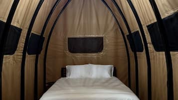 1 habitación y ropa de cama