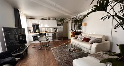 Appartement lumineux avec vue sur le canal
