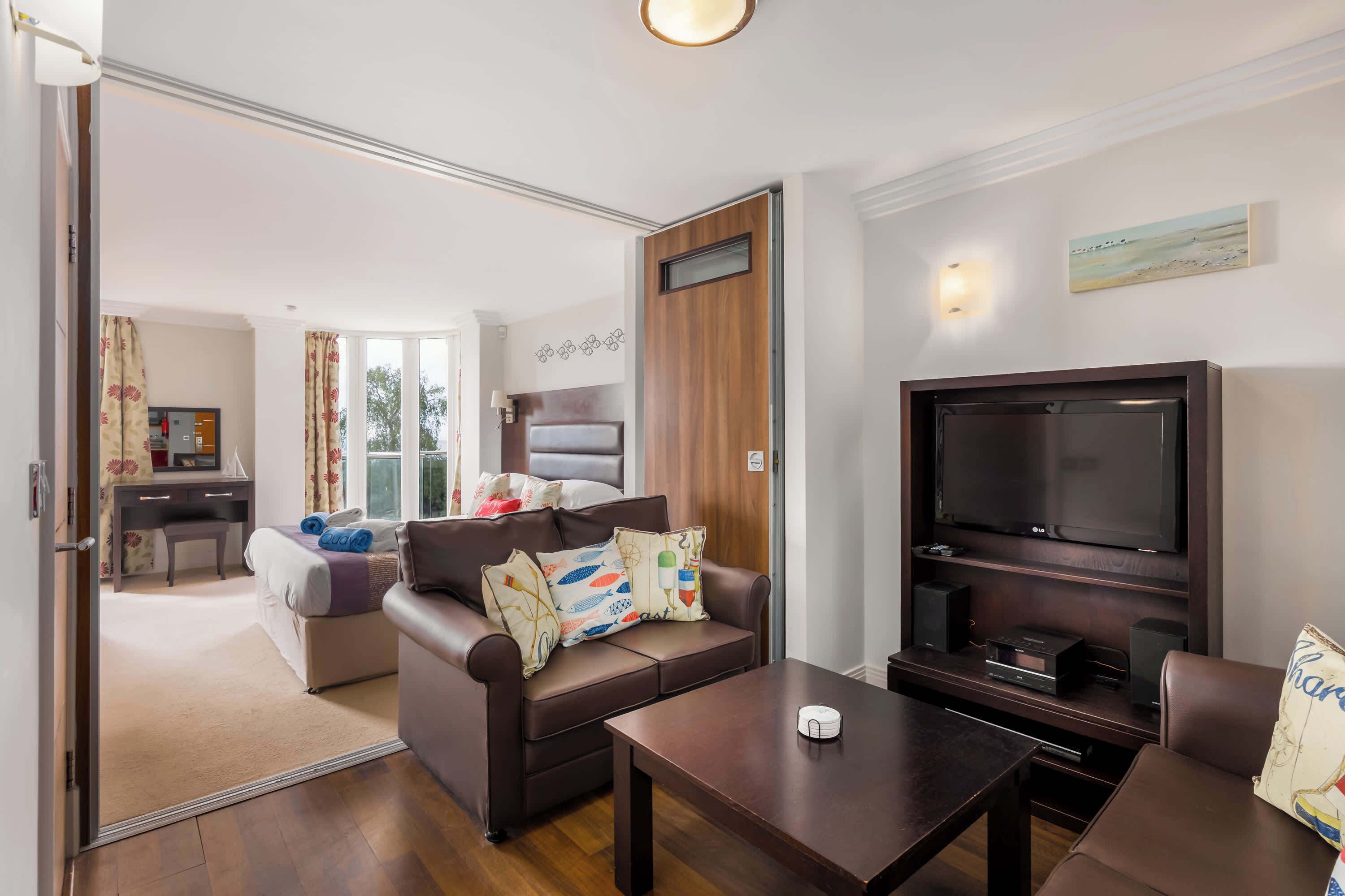 Swallows - Apartment Within A Short Walk Of The Beach - Bournemouth