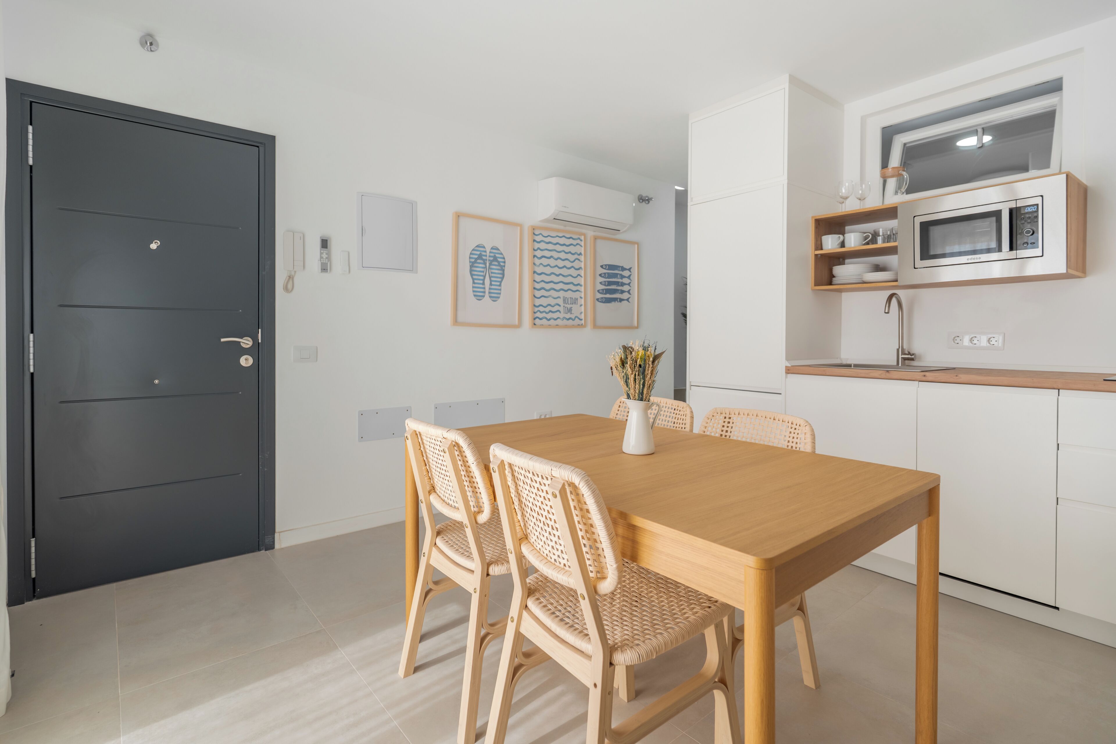 Departamento, 2 habitaciones, balcón | Comedor