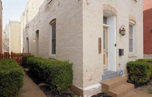 Exterior detail - Cozy Brick Home in Benton Park w/ parking (St. Louis)