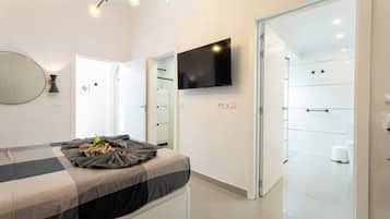 Rumah, 3 kamar tidur, patio, pemandangan kolam renang | 4 kamar tidur