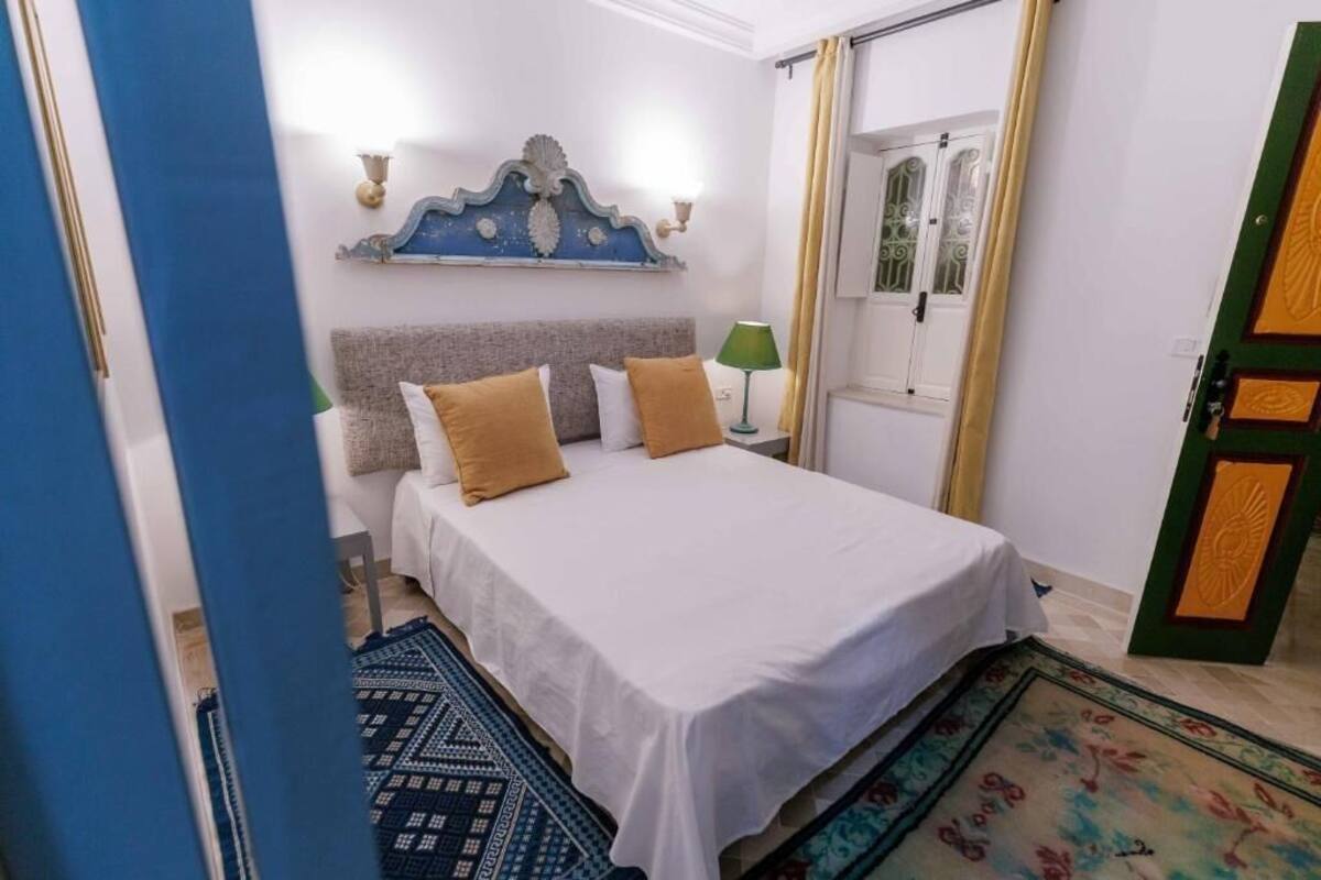 Kamar Triple