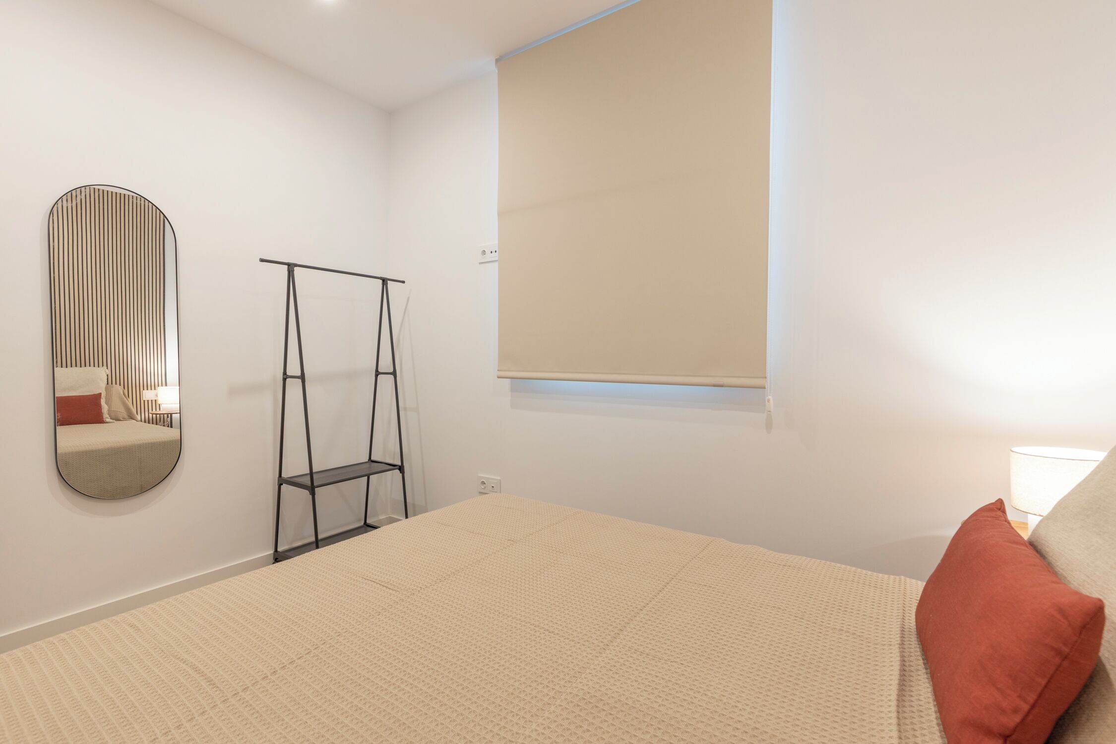 Appartement, 2 slaapkamers | Een kluis op de kamer, gratis wifi