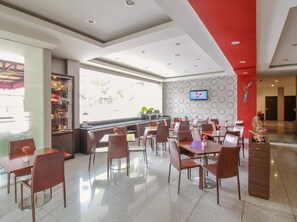 Dining - Sweet Karina Hotel Pasteur (Kota Bandung)
