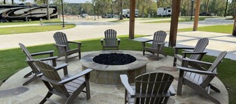 Luxury Retreat Near Lake Conroe, Workspace & Pool