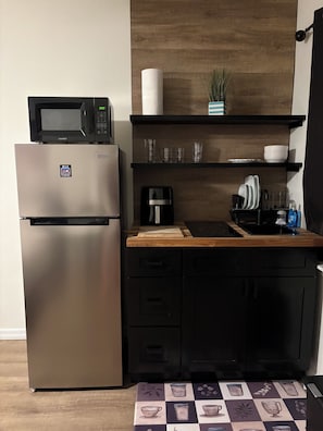 Private kitchen - Tranquil 1-bedroom apartment with AC in vibrant Orlando (Orlando)