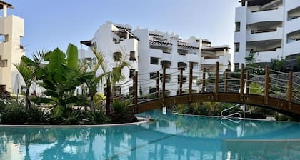 Jardines Acoran Penthouse with Jacuzzi, Palm Mar
