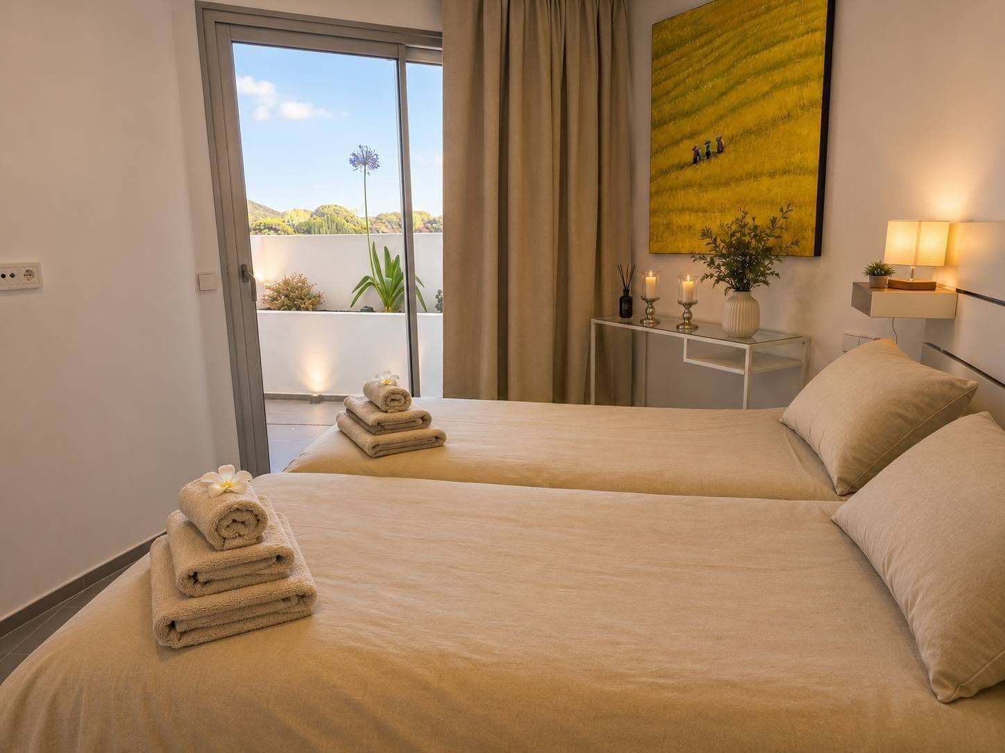 2 dormitorios, tabla de planchar con plancha, wifi y ropa de cama