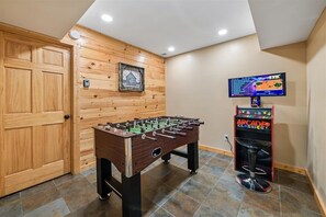 Spielezimmer