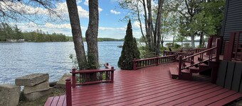 Terrific 3-bedroom Lake house, with AC, on Cold Stream Pond in charming Lincoln