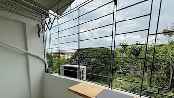 Studio, 1 Bedroom, Smoking | Balcony