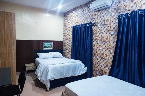 Family Double or Twin Room | Desk, laptop workspace, WiFi (free)